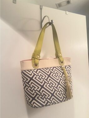 SPARTINA 449 Navy Geo Print Tote Bag with Lime Accents